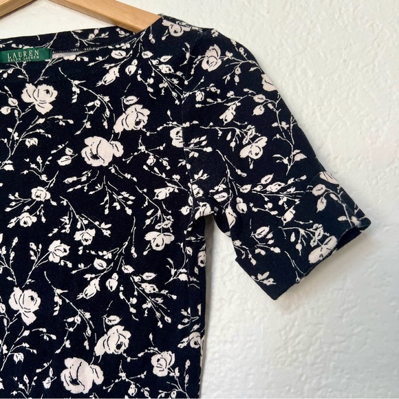 Lauren Ralph Lauren Black White Floral Print Crop Boatneck Tee, Size PXS - Picture 2 of 4